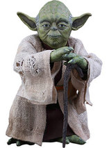 Figurine articulée Yoda par Hot Toys
