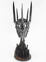 Réplique taille réelle du masque de Sauron dans Le Seigneur des Anneaux