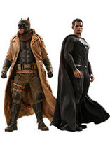 Pack figurines de Batman et Superman dans le Knightmares de Justice League