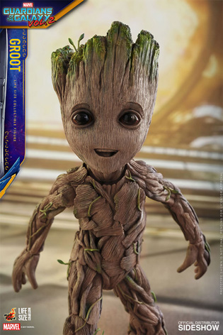 Figurine Articulee Bebe Groot Taille Reelle Par Hot Toys