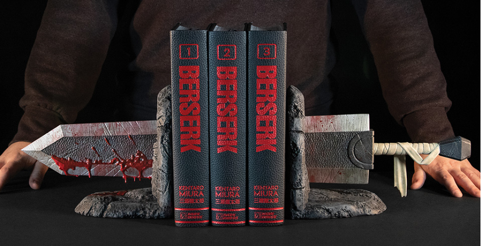 Берсерк забытого клана книга аудиокнига. Берсерк Делюкс издание. Berserk Dark Horse Deluxe Edition. Берсерк Манга коллекционное издание. Deluxe Edition берсерка.